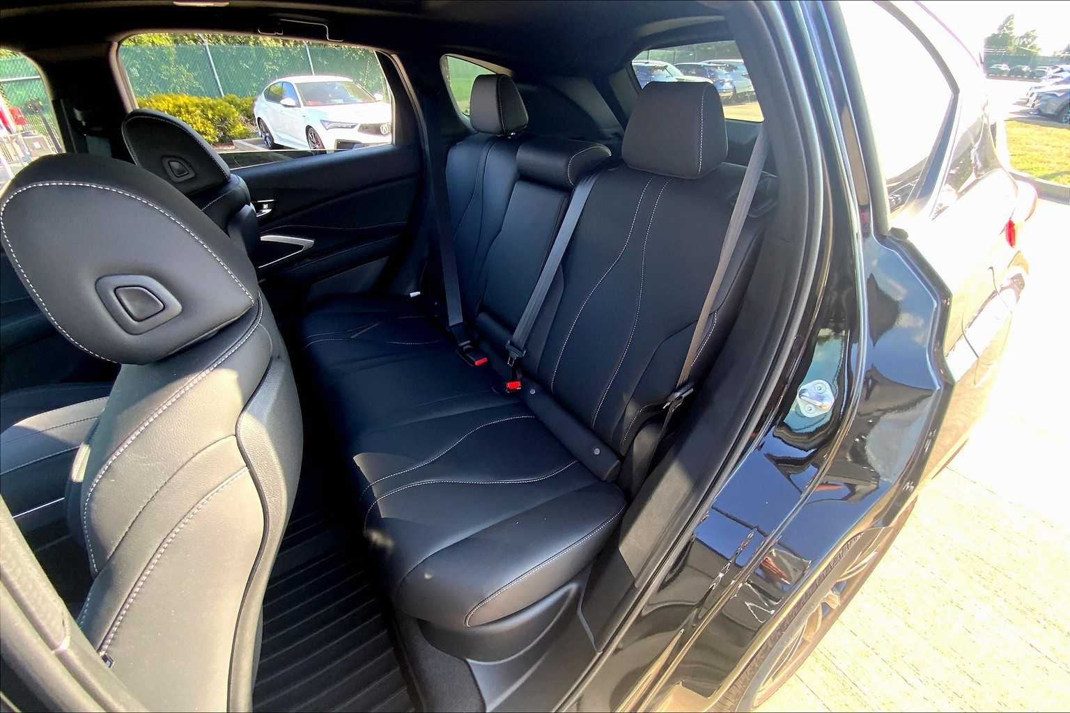 2025 Acura RDX photo 19