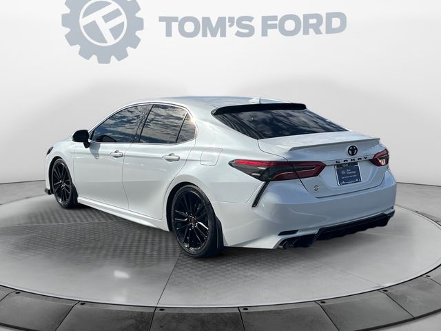 2020 Toyota Camry XSE photo 3