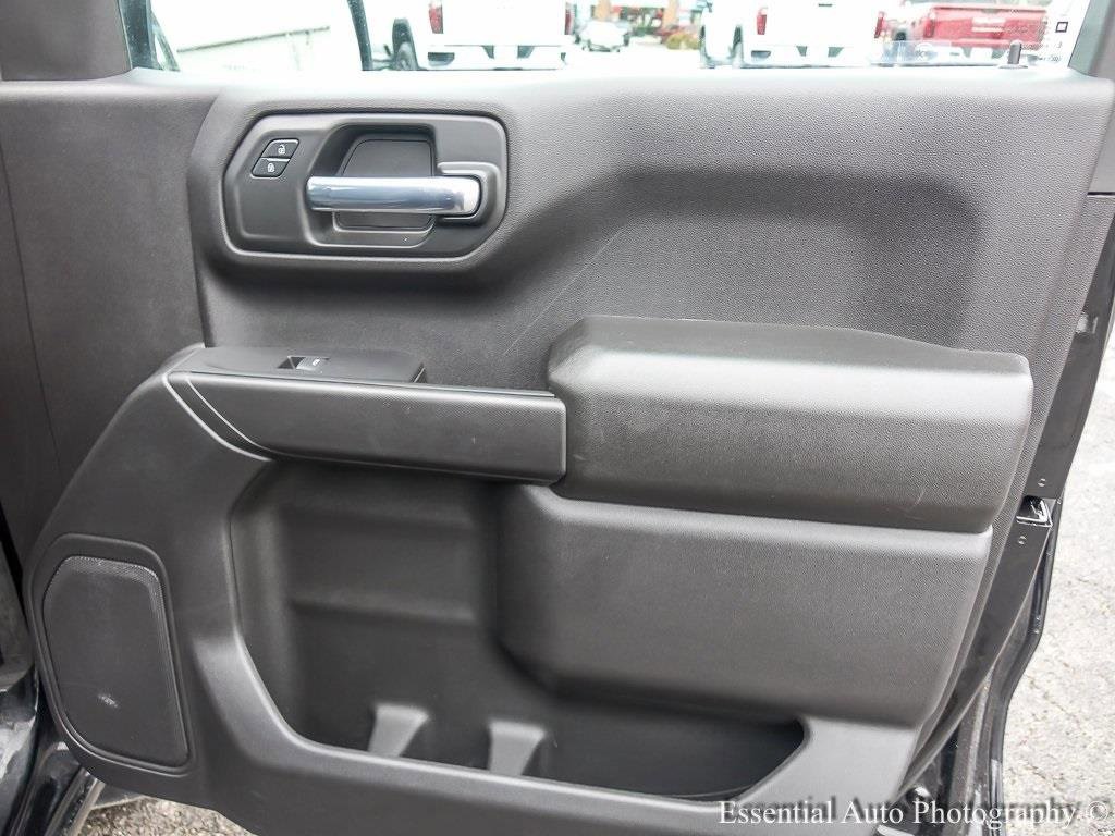 2023 CHEVROLET SILVERADO - Image 22