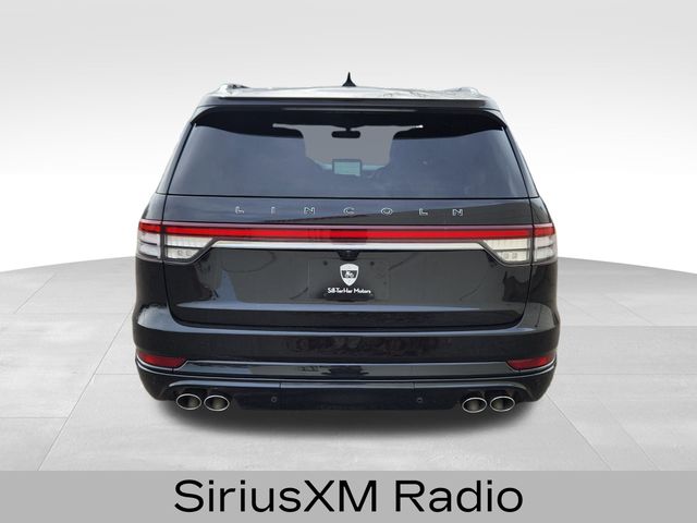 2023 Lincoln Aviator Black Label photo 4