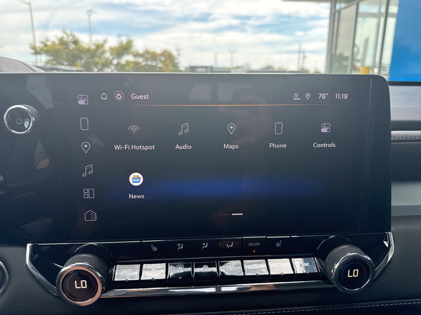 2026 Chevrolet Colorado LT photo 14