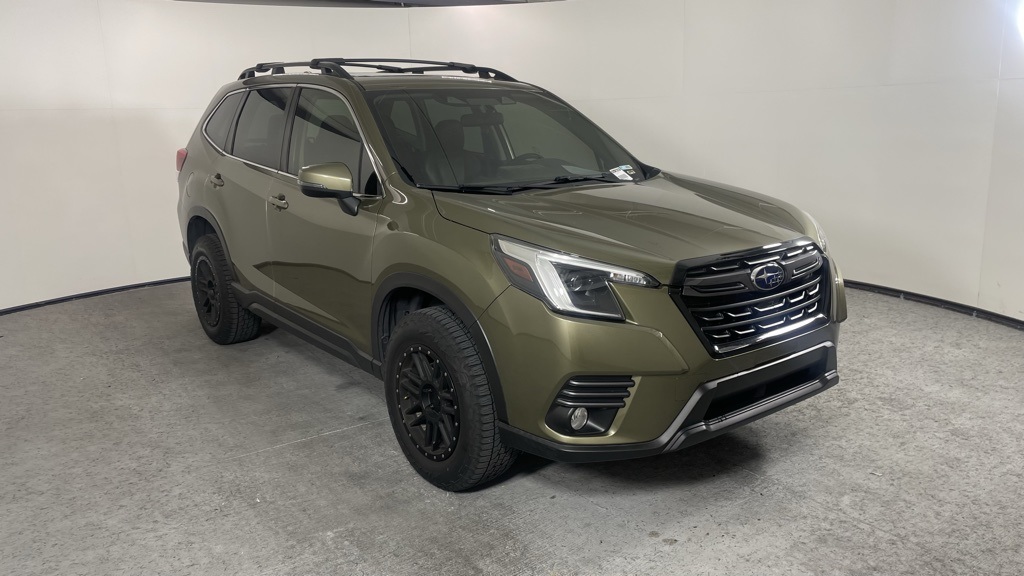 2022 Subaru Forester Limited's photo