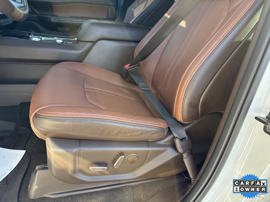 2024 Ford Expedition King Ranch photo 2