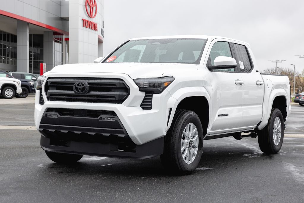 2025 Toyota Tacoma SR5 photo 2