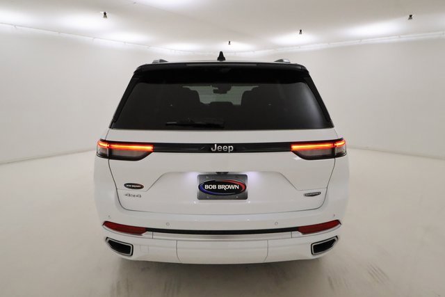 2022 Jeep Grand Cherokee Summit photo 4