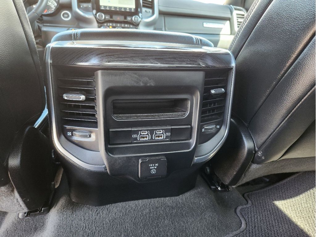2024 Ram 1500 Laramie photo 10
