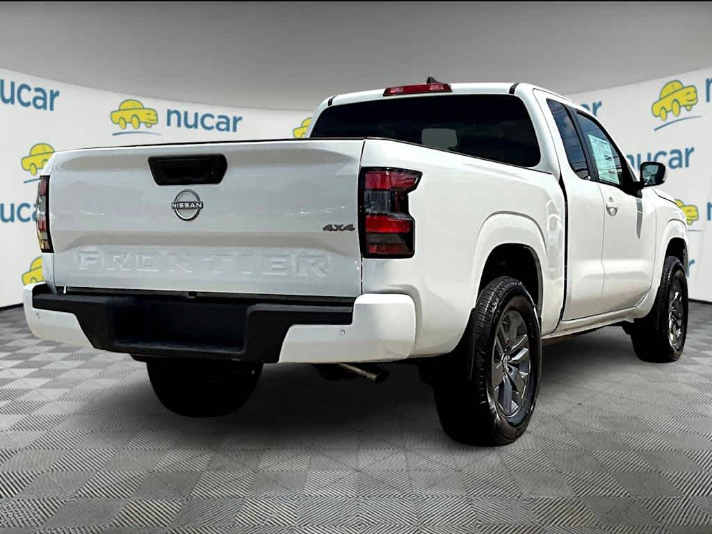 2025 Nissan Frontier SV photo 6