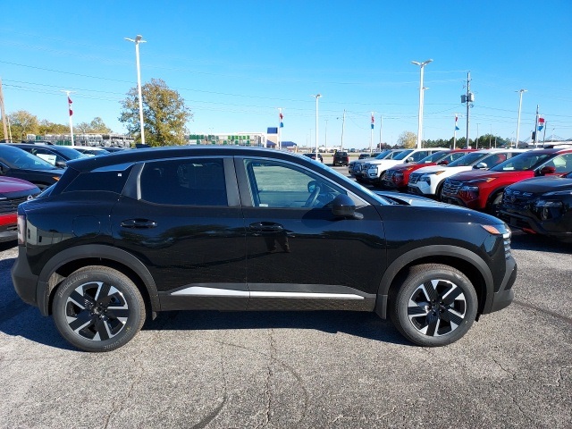 2026 Nissan Kicks SV photo 2