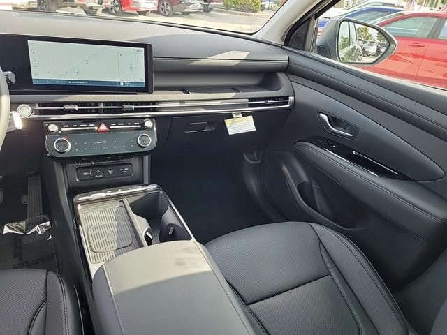 2025 Hyundai Tucson Limited photo 15