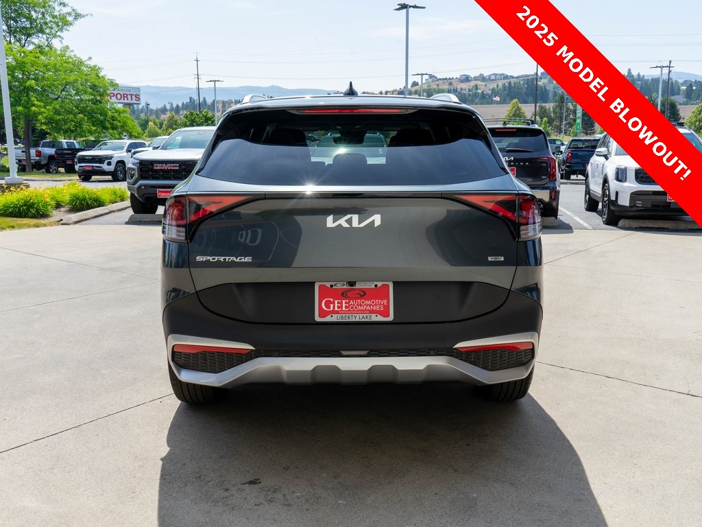 2025 Kia Sportage EX photo 6