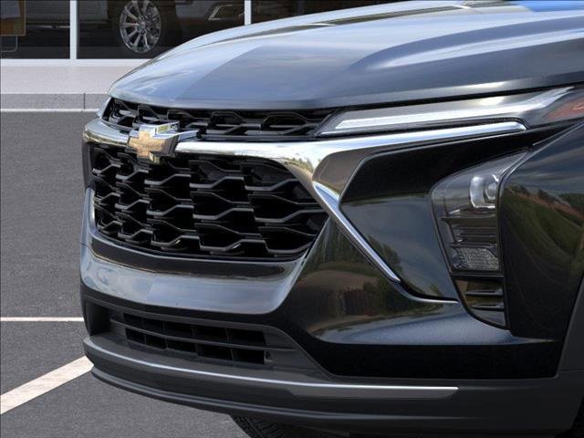 2025 Chevrolet Trax LT photo 11