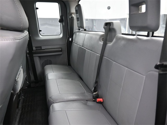 2015 Ford F-250 photo 2