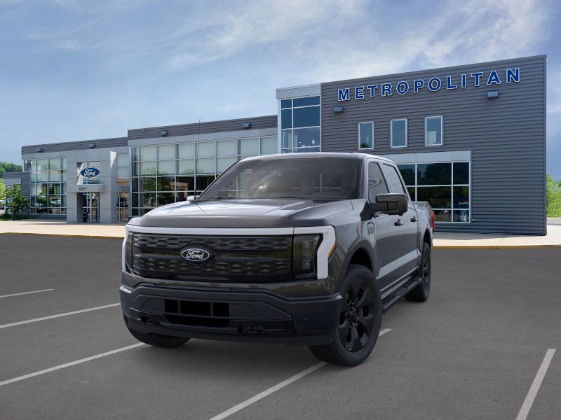 2025 Ford F-150 Lightning Platinum photo 2