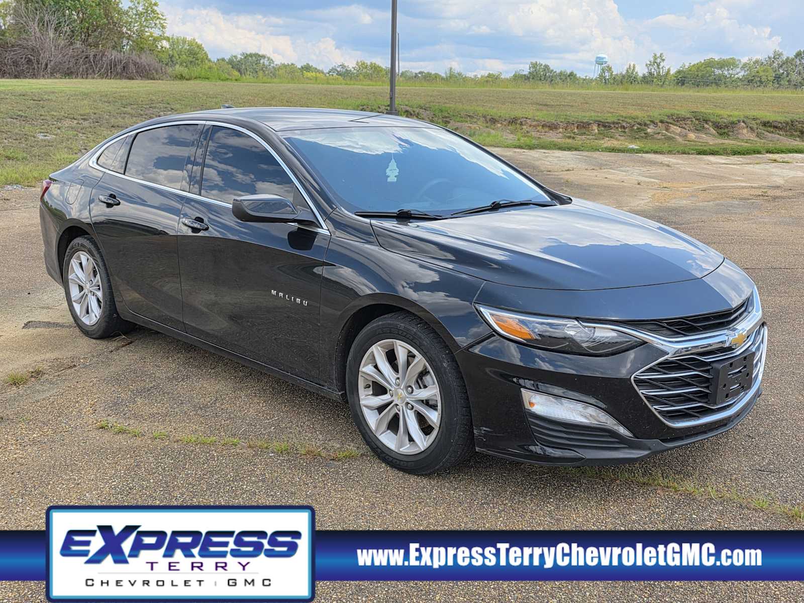 2021 Chevrolet Malibu 1LT's photo