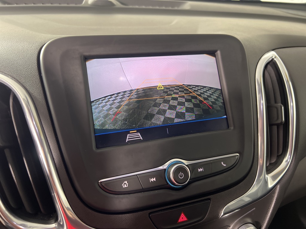 2020 Chevrolet Equinox LT photo 24