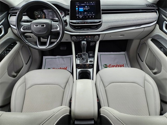 2022 Jeep Compass Latitude photo 12