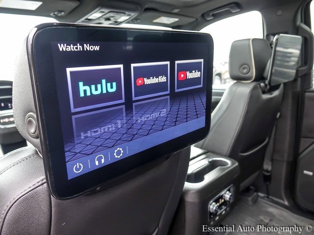2023 GMC YUKON - Image 12