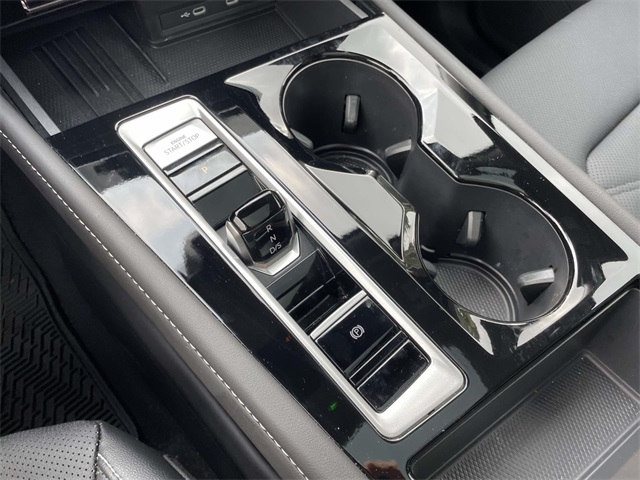2025 Volkswagen Atlas SE Technology photo 27