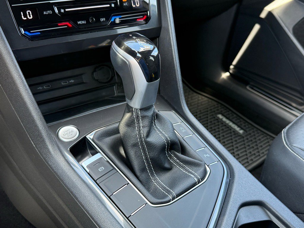 2023 Volkswagen Tiguan SE R-Line Black photo 21