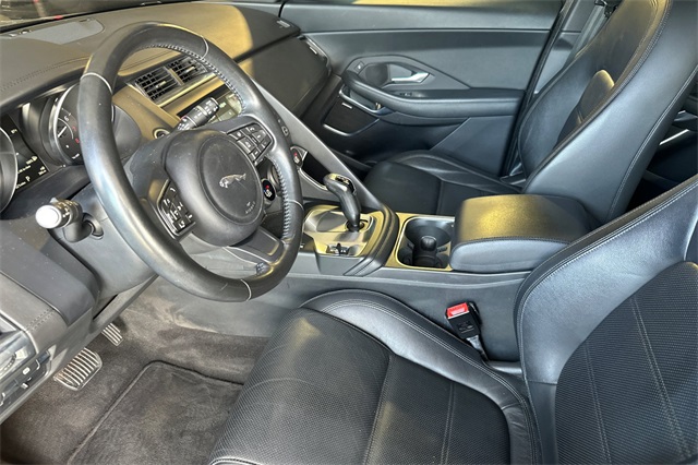 2018 Jaguar E-PACE S photo 8