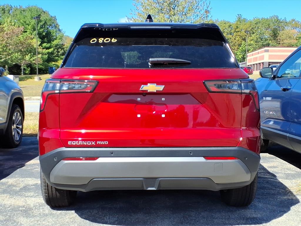 2026 Chevrolet Equinox LT photo 3