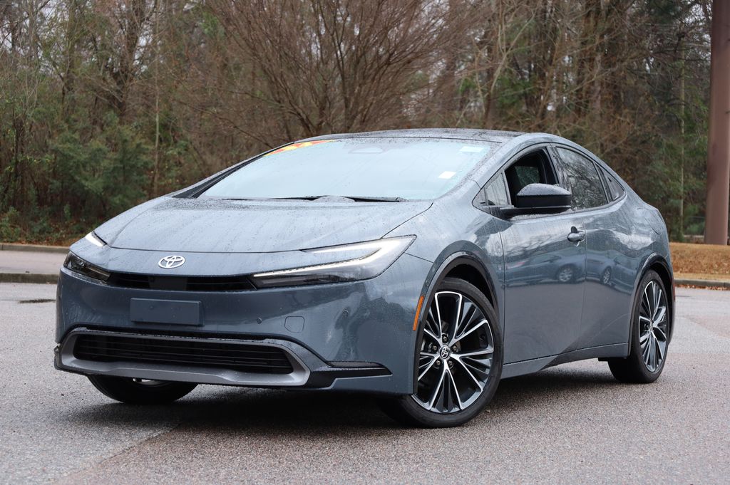 2024 Toyota Prius Limited's photo