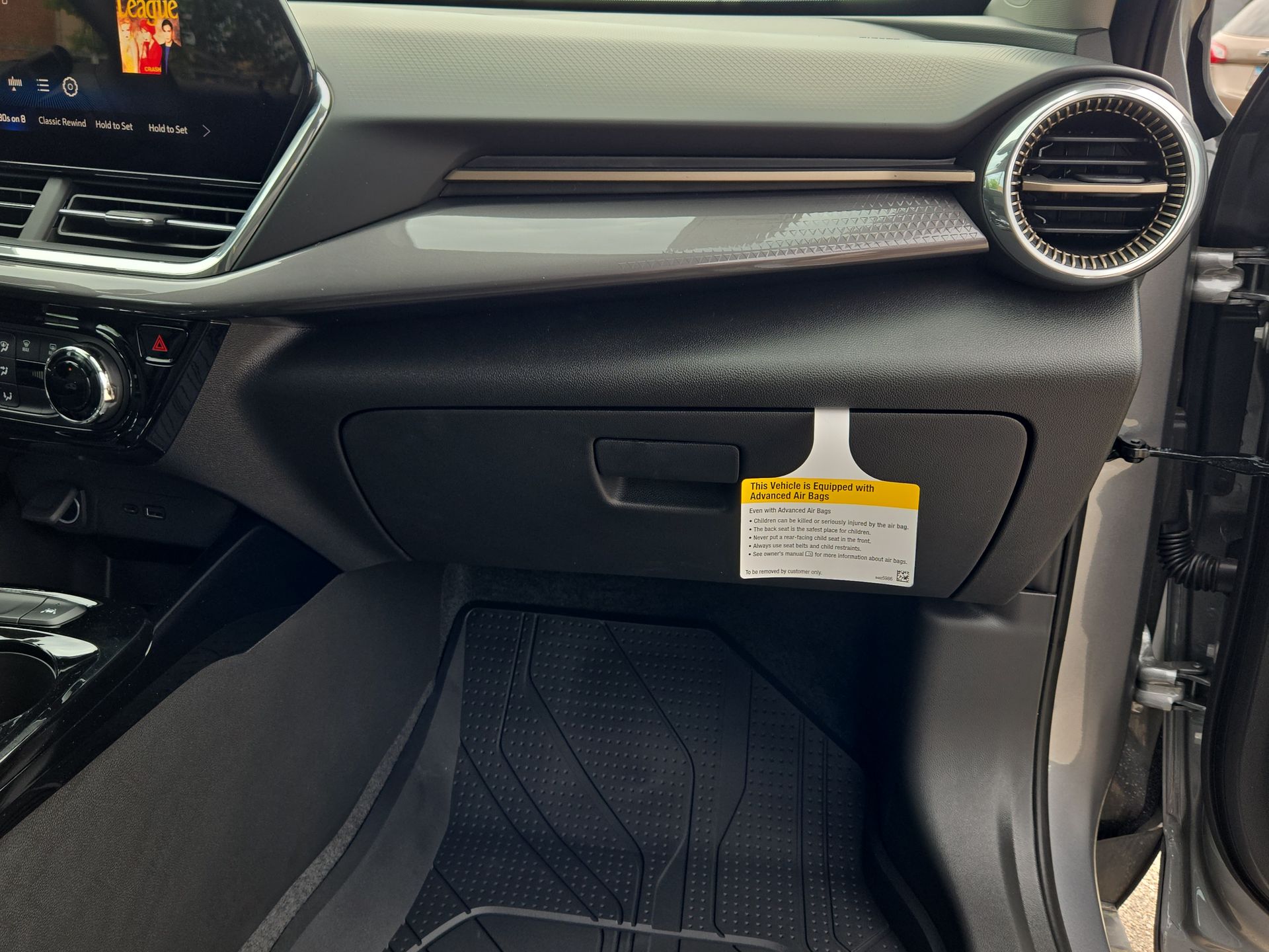 2025 Chevrolet Trax ACTIV photo 34