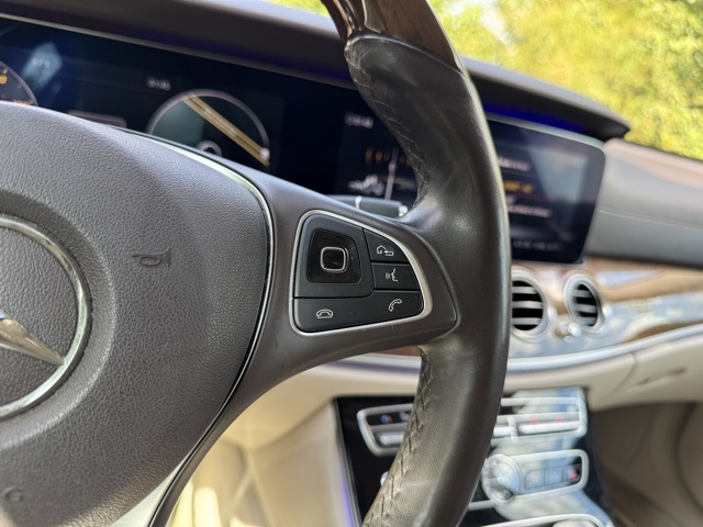 2018 Mercedes Benz E 400 4MATIC Wagon photo 25