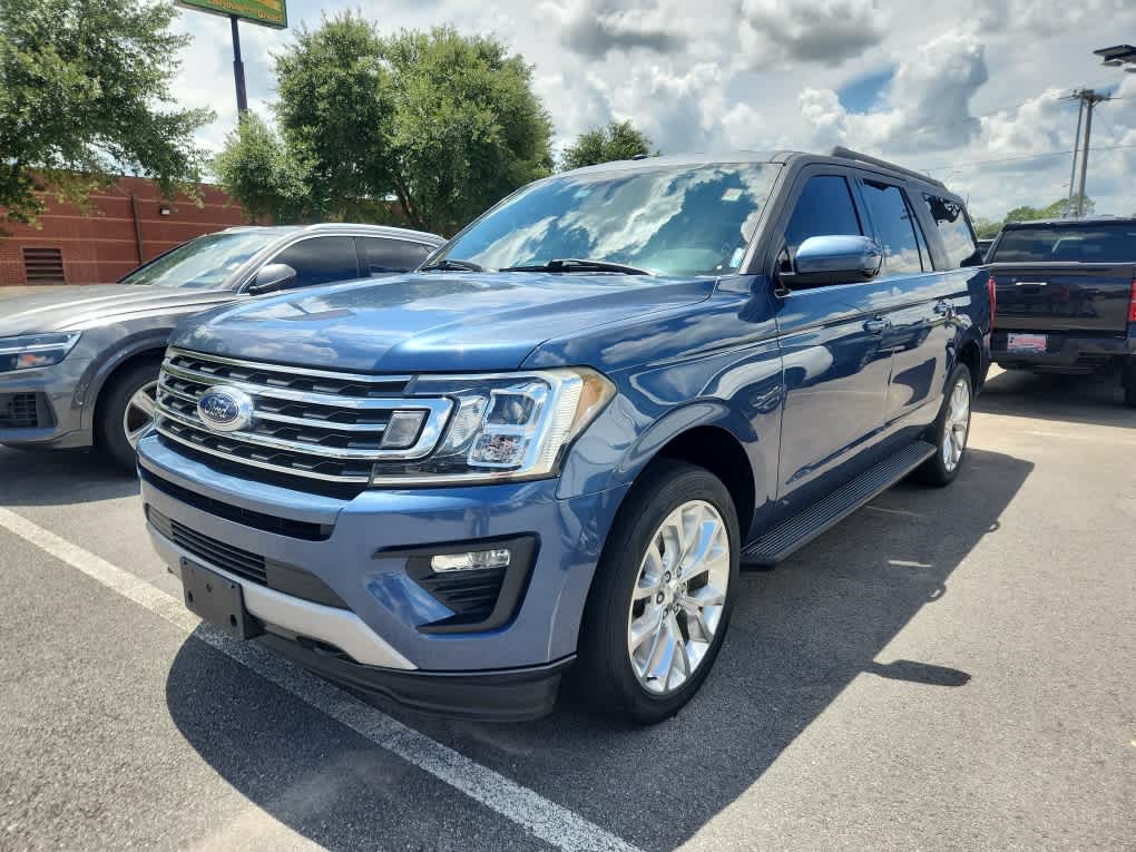 2019 Ford Expedition MAX XLT photo 2