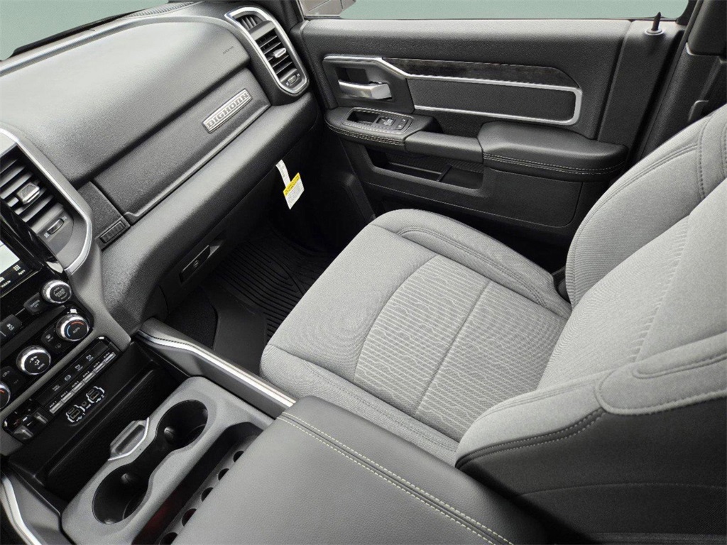 2024 Ram 2500 Big Horn photo 16