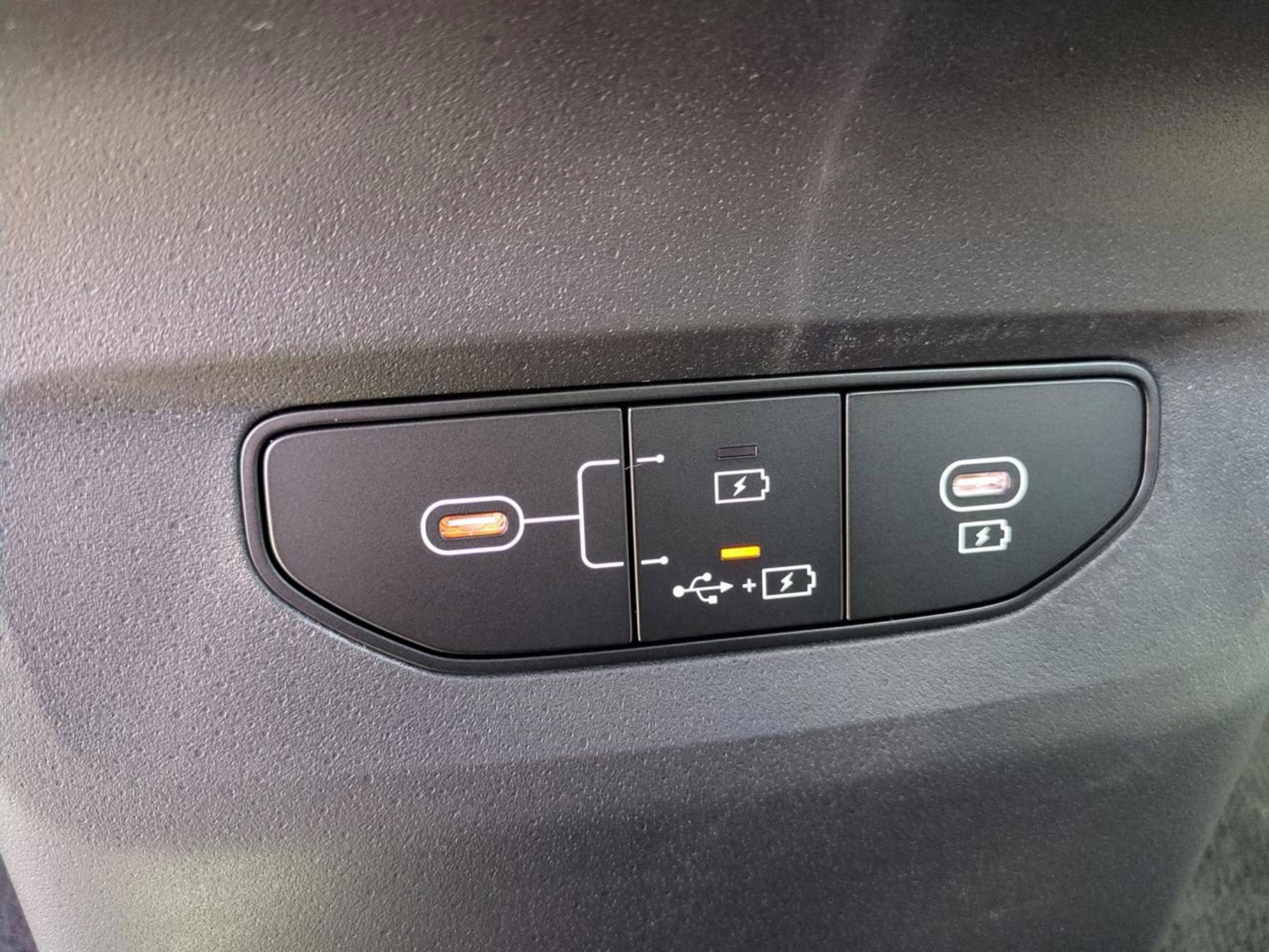 2025 Kia EV6 Light photo 15