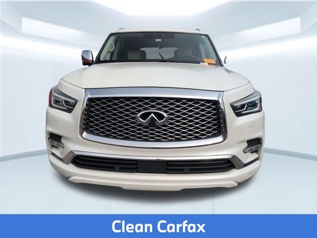 2019 Infiniti QX80 Luxe photo 2