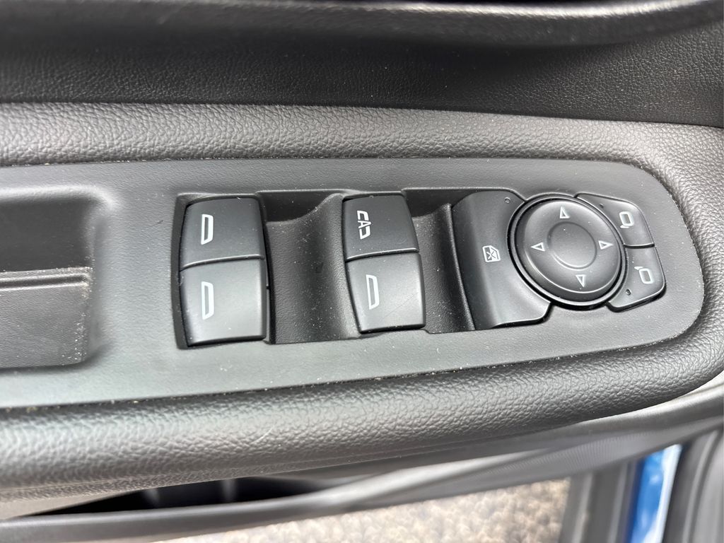 2022 Gmc Terrain SLE photo 26