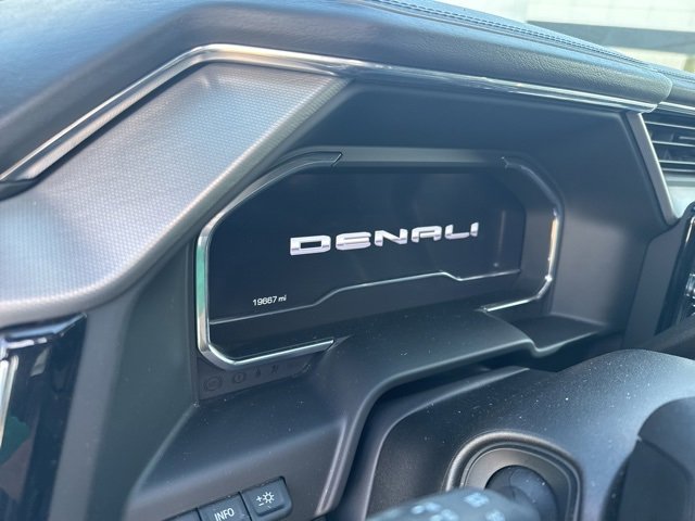 2024 Gmc Sierra 2500 HD Denali photo 9
