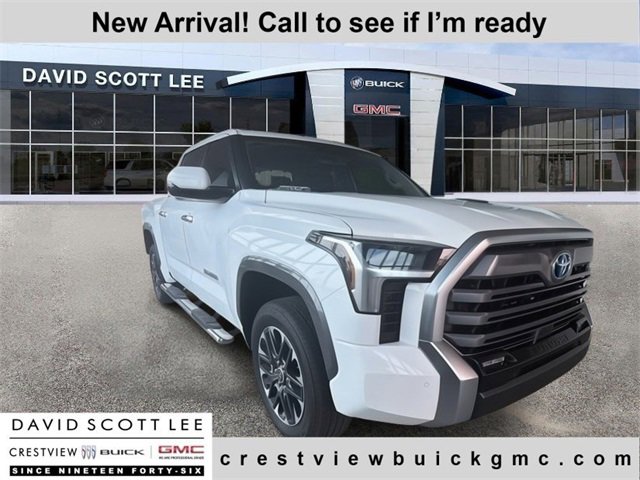 2024 Toyota Tundra Limited's photo