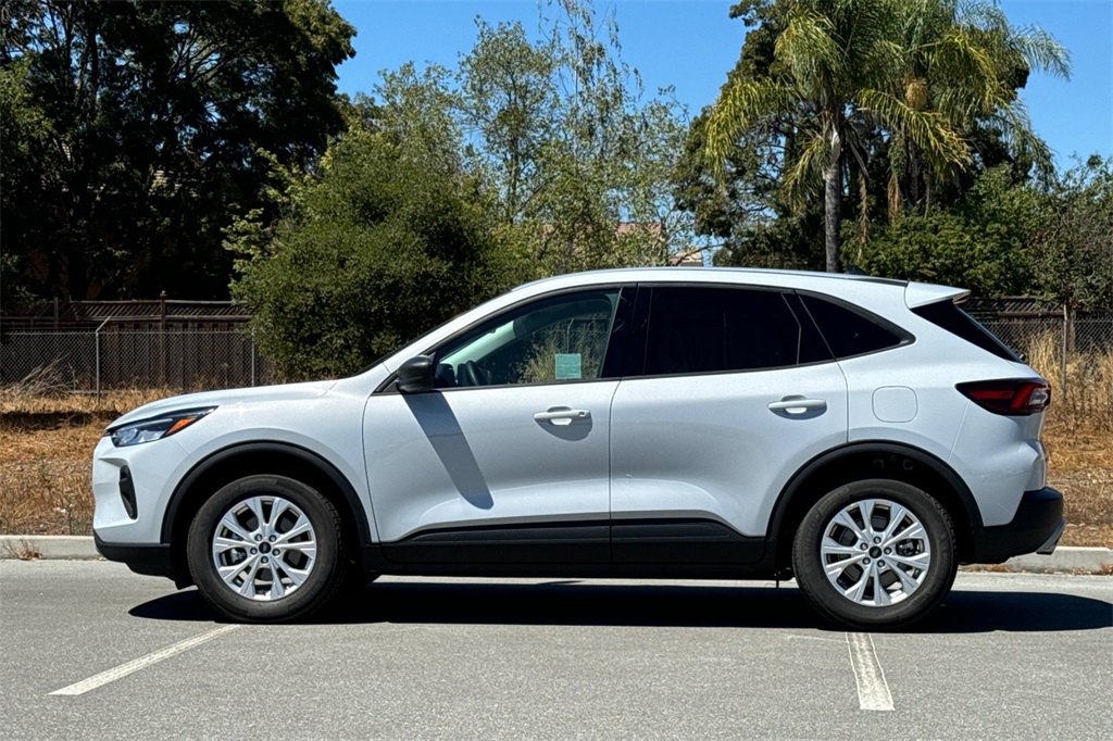 2025 Ford Escape Active photo 7