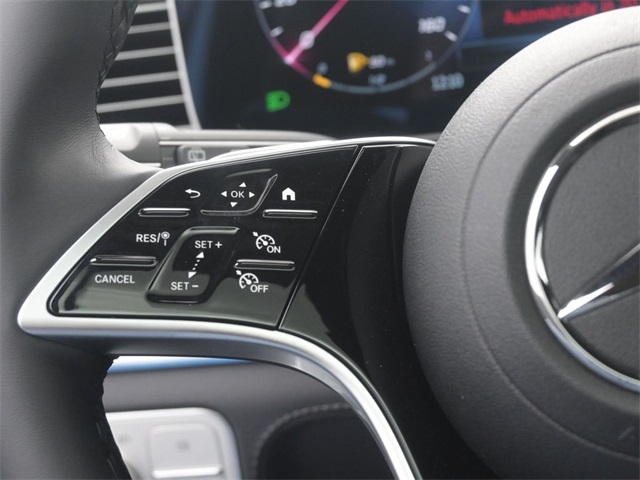 2026 Mercedes Benz GLE 450 4MATIC photo 2