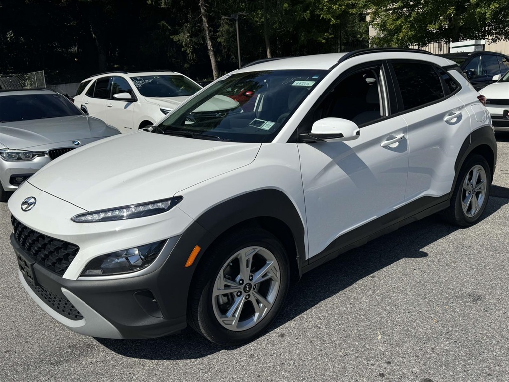 2023 Hyundai Kona SEL photo 3
