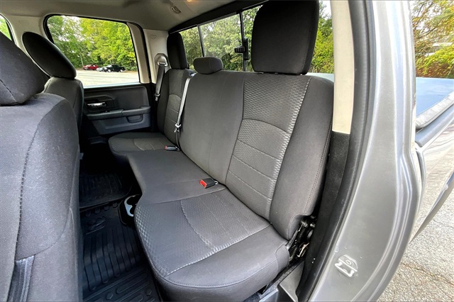 2020 Ram 1500 Classic Warlock photo 19