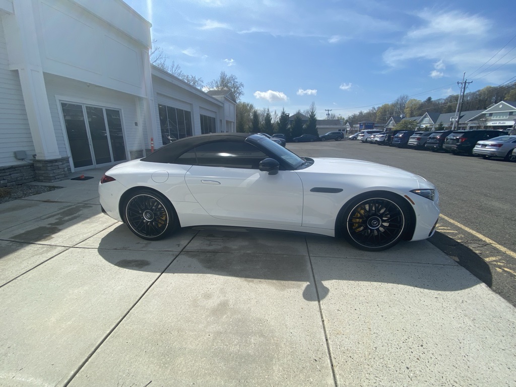2022 Mercedes Benz SL 55 AMG photo 4