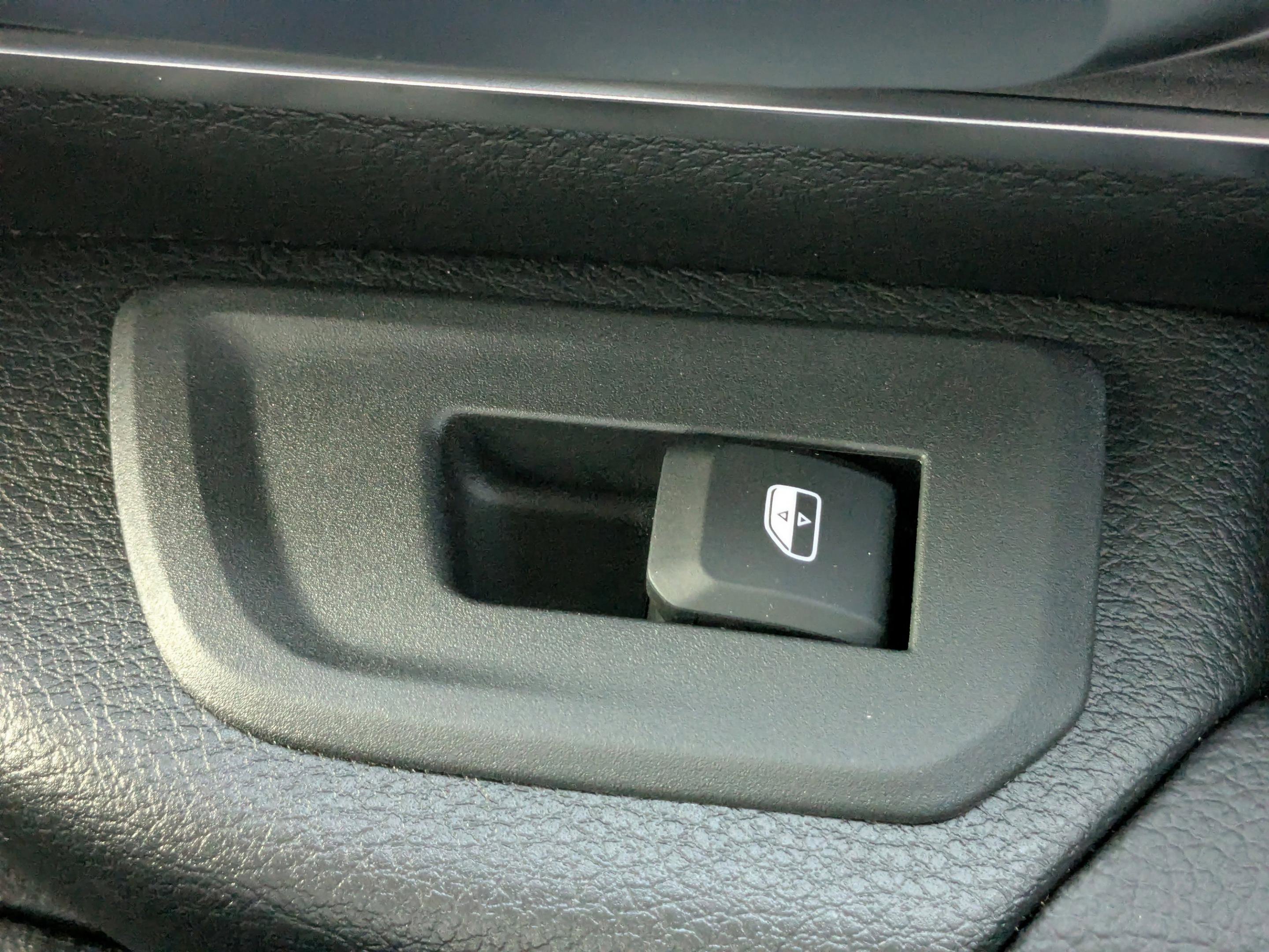 2025 Ram 1500 Big Horn photo 9