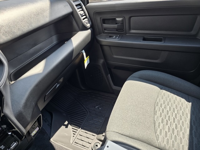 2026 Ram 2500 Tradesman photo 16