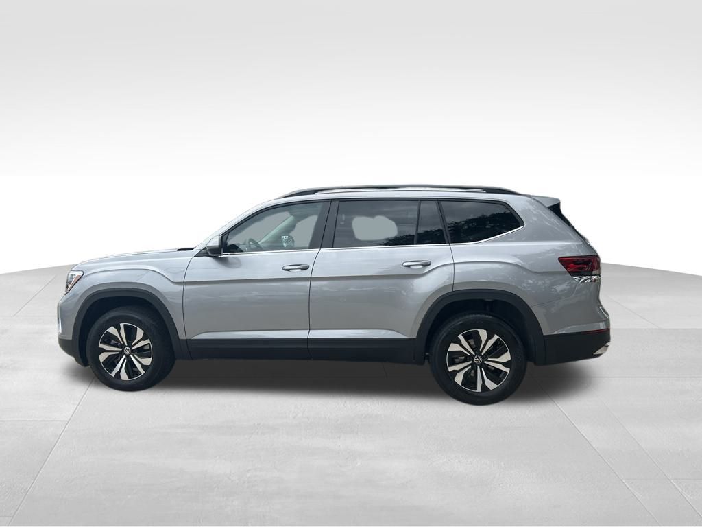 2026 Volkswagen Atlas SE photo 6