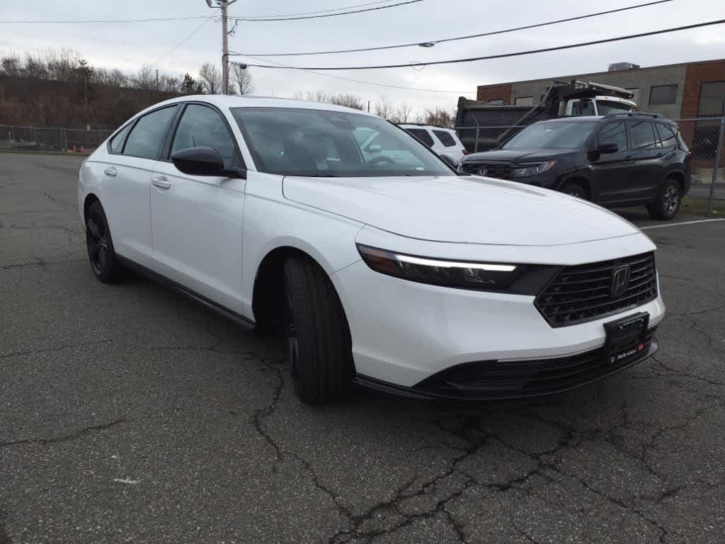 2025 Honda Accord Hybrid Sport-L photo 2