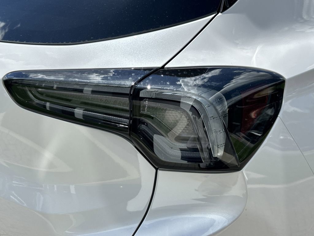 2026 Buick Encore GX Avenir photo 9