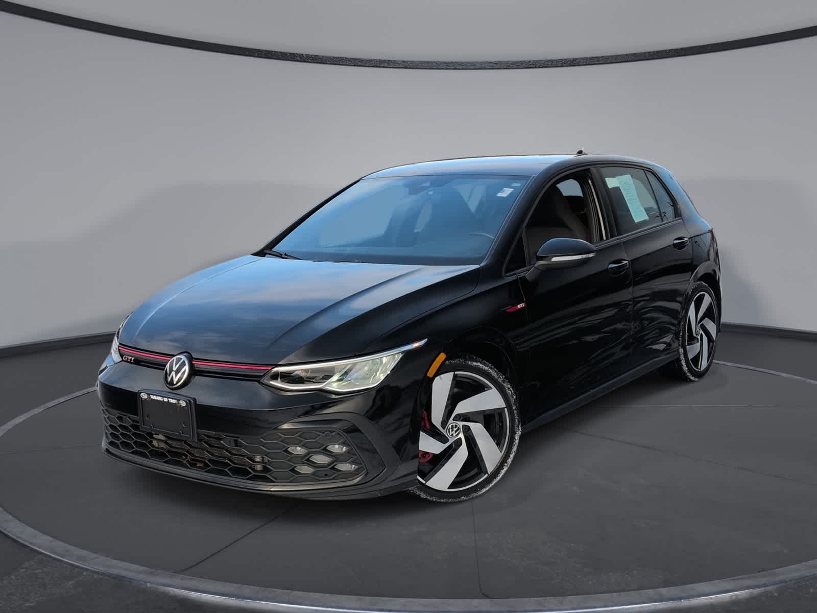 2022 Volkswagen Golf GTI S's photo