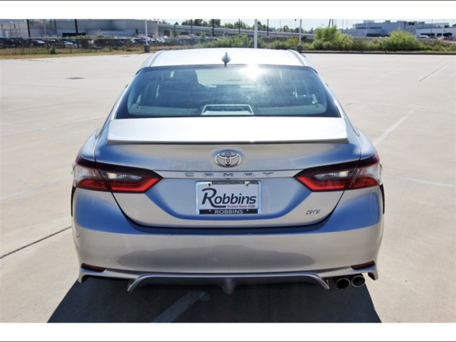 2024 Toyota Camry SE - 4