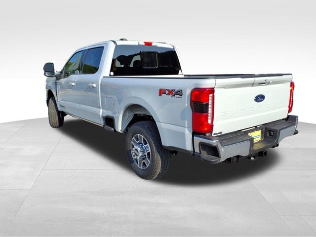 2025 Ford F-350 Lariat photo 4