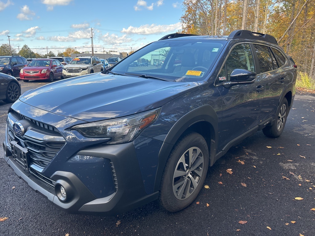 2025 Subaru Outback Premium photo 2