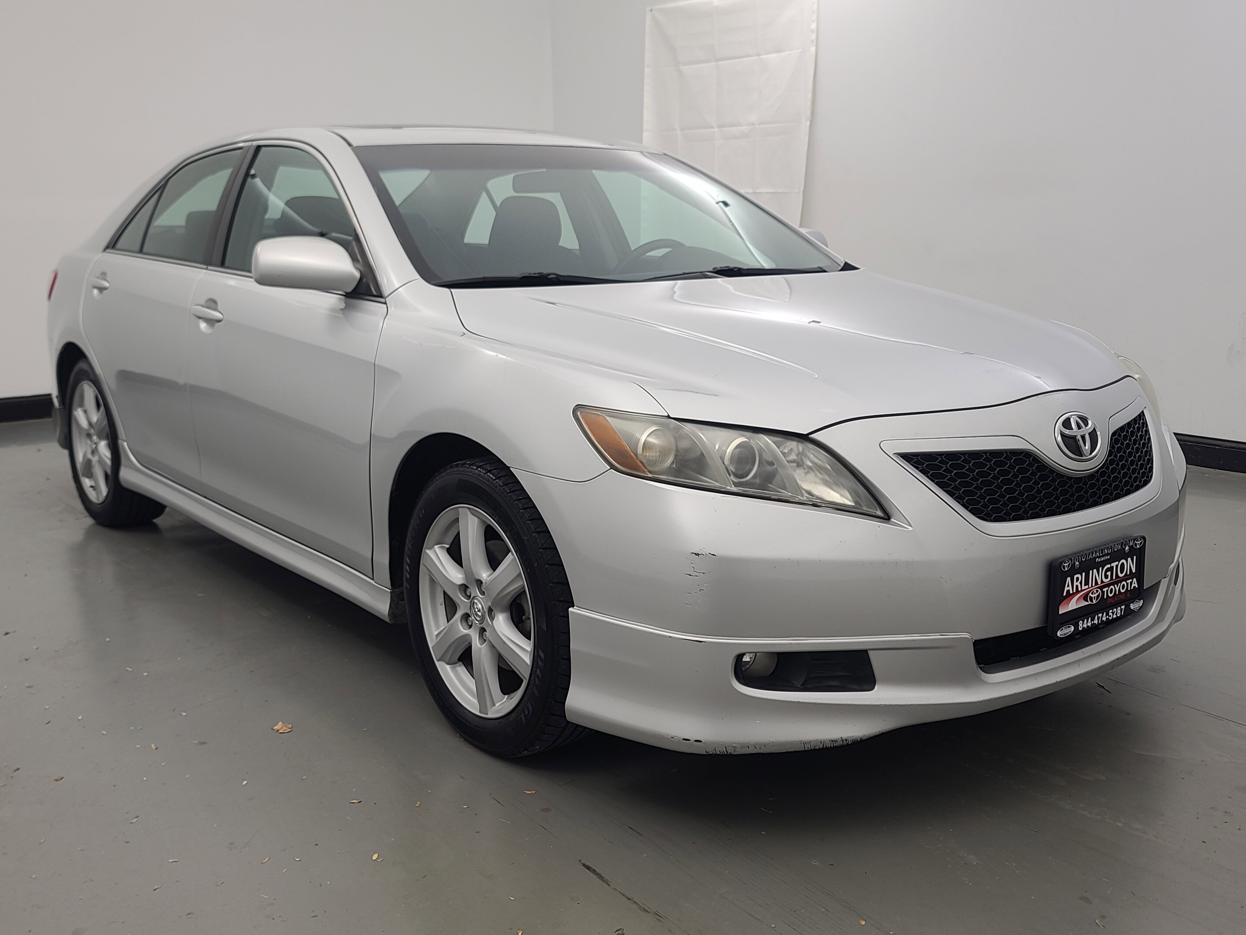 Used 2008 Toyota Camry SE with VIN 4T1BE46KX8U761239 for sale in Palatine, IL